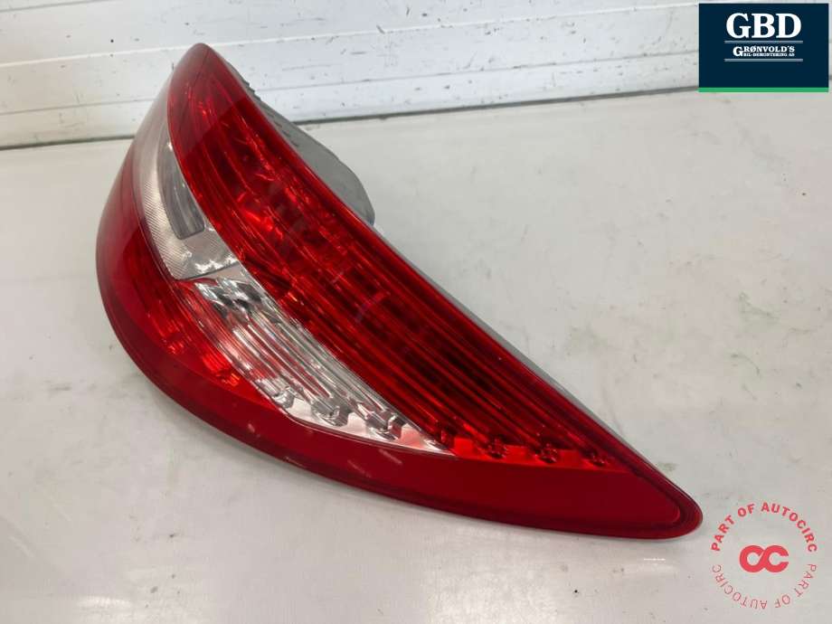 Baklykt høyre til Mercedes R-Klasse 2006-2013 (W251) (W251) (A 251 820 20 64|)