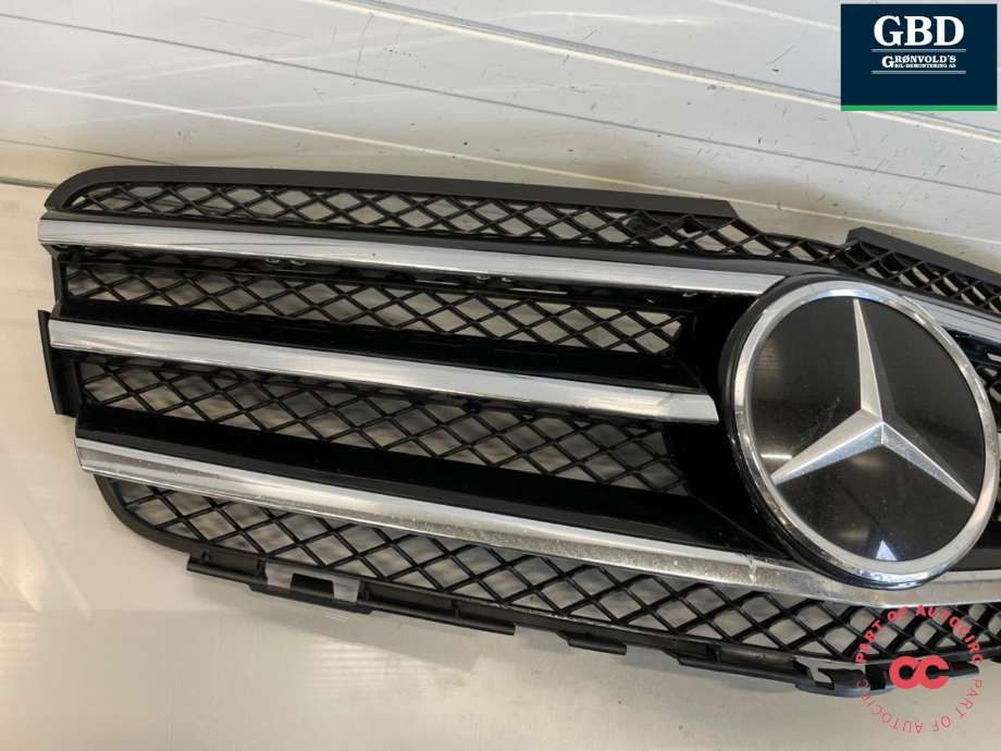 Grill til Mercedes R-Klasse 2006-2013 (W251) (W251) (A 251 880 16 83 9040|A 251 880 11 83 9040|)