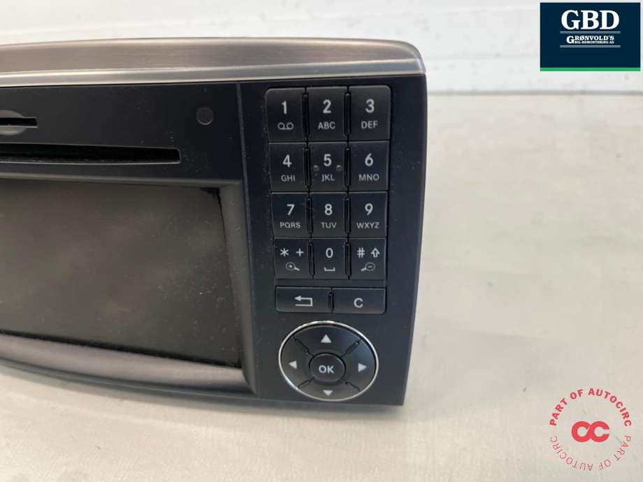 Bilstereo navigasjon til Mercedes R-Klasse 2006-2013 (W251) (W251) (A 251 900 77 00|A 251 900 52 00|)