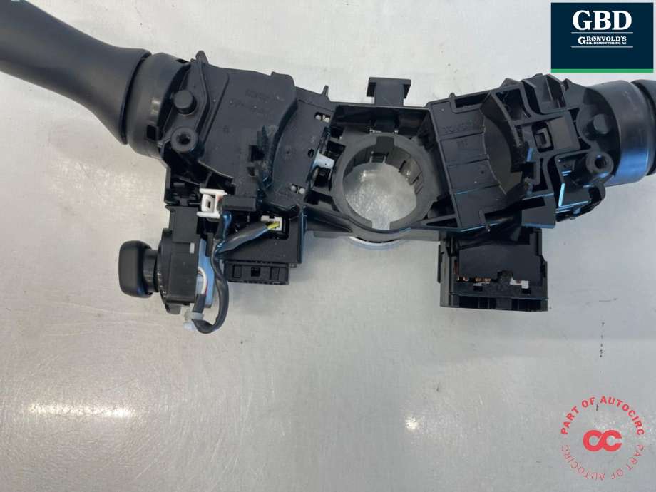 Bryter combi til Toyota Land Cruiser 200 2008-->> (8465247090|8465248111|8414030311)