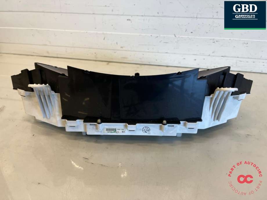 Instrumentpanel til Toyota Land Cruiser 200 2008-->>  (8380060J02|8380060J01|)