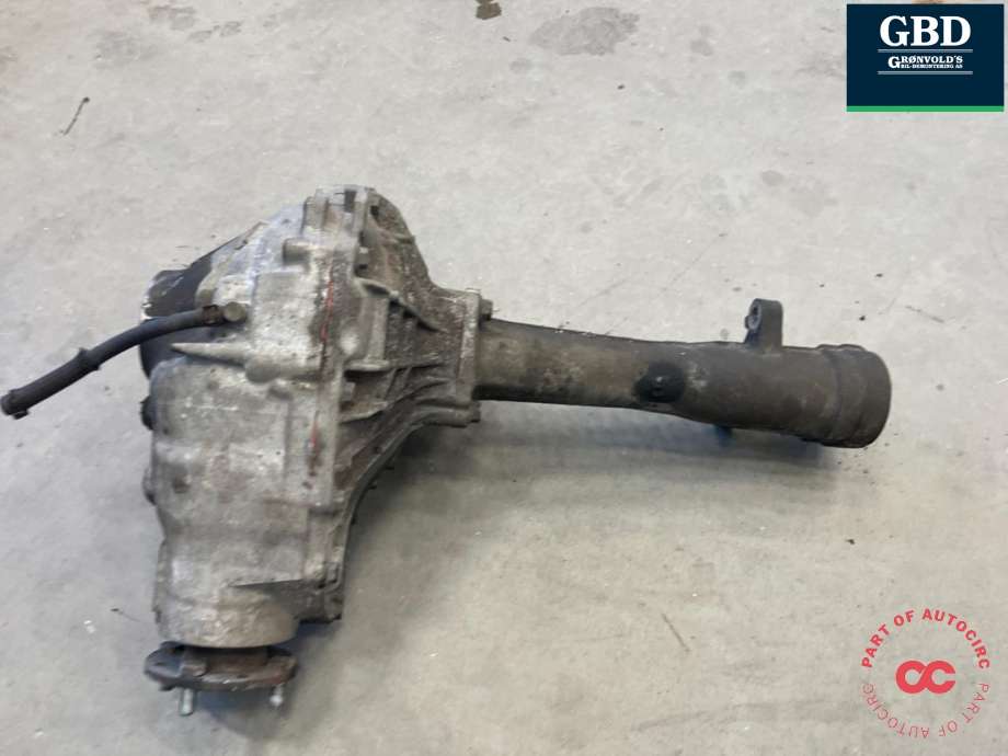 Kardang klokke foran til Toyota Land Cruiser 200 2008-->>  (4111060B81|4111060B80|)