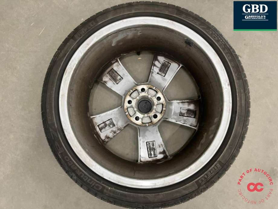 Hjulsett aluminium sommer til Škoda Octavia 2013-2016 (Type III, Fase 1)  (PIRELLI CINTURATO P7|225-40R18 92Y|PROD 4720   5|7MM|7|5JX18H2 ET51)
