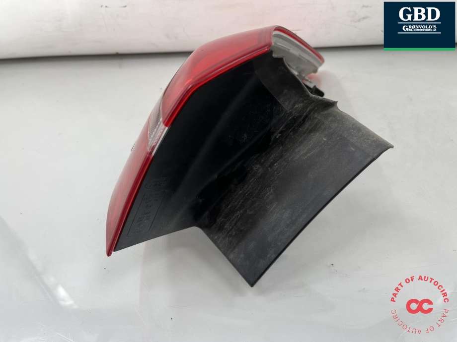 Baklykt venstre ytre til Ford Focus 2014-2018 (Type III, Fase 2)  (2033124|F1EB-13405-EB|)