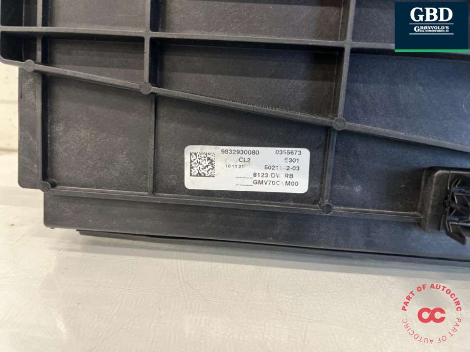 Kjølevifte elektrisk til Citroën Berlingo 2019-->> (Type III) (98 329 300 80|)