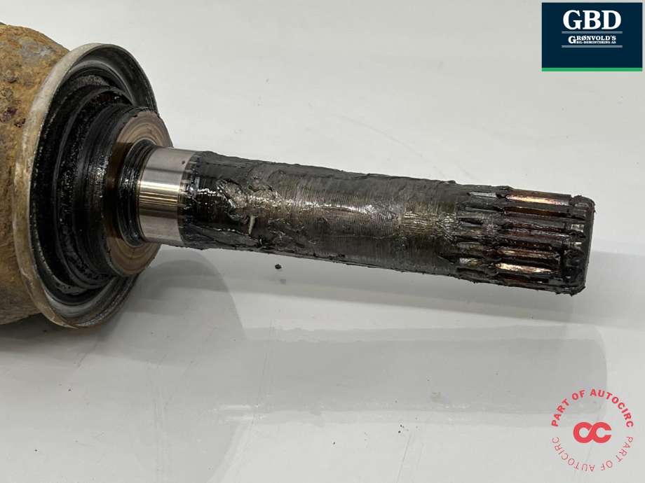 Drivaksel høyre foran, diesel/automat til Isuzu D-Max 2012-2017 (Type II, Fase 1) (8981472452|)