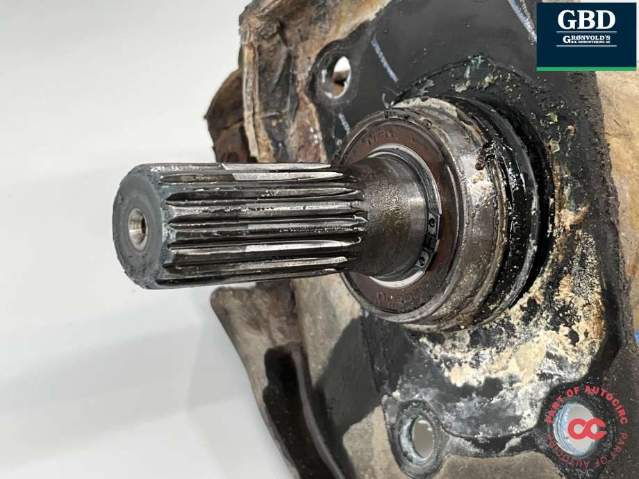 Drivaksel høyre foran, diesel/automat til Isuzu D-Max 2012-2017 (Type II, Fase 1) (8981472452|)