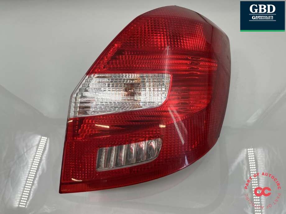 Baklykt høyre til Škoda Fabia 2010-2014 (Type II, Fase 2) (5J6 945 112|5J6945096|)
