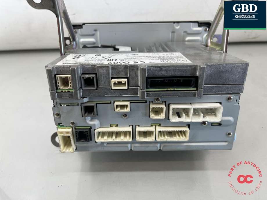 Bilstereo navigasjon til Toyota Hilux 2016-2020  (861400K620|)