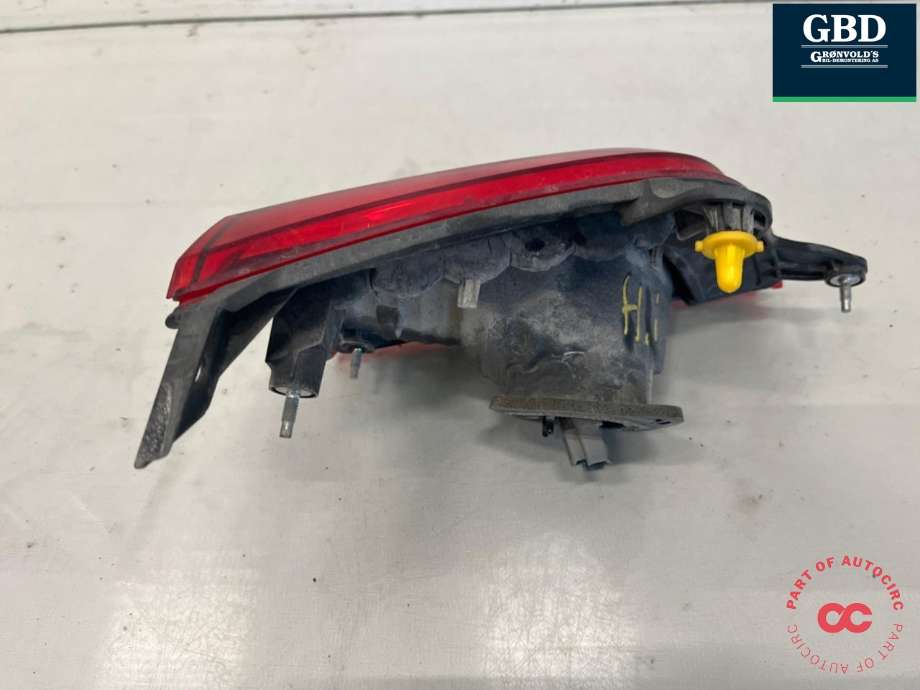 Baklykt høyre indre til Subaru Outback 2015-2020 (Type V)  (84912AL070|)