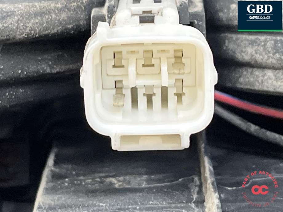 Baklykt høyre til Mitsubishi Pajero 2000-2006 (Type III) (MR482562|)