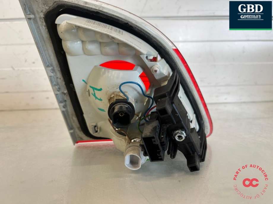 Baklykt høyre indre til BMW 5-Serie 2003-2010 (E60/E61) (E60/E61) (63 21 7 177 698|)