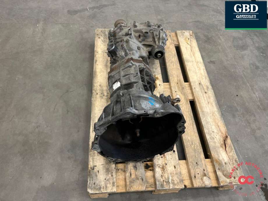 Girkasse manuell til Toyota Hiace 2007-2012 (Fase 3) (3303026A61|3303026A62|)