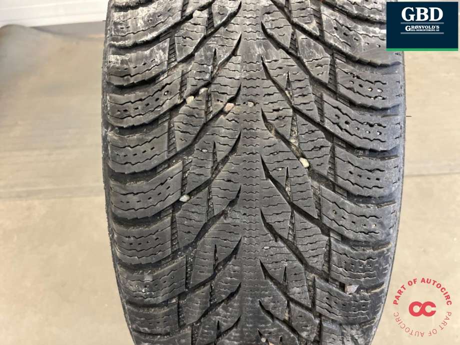 Hjulsett aluminium vinter til VW ID.4 2020-->>  (NOKIAN HAKKAPELIITTA R3|BAK: 255-45R20 FORAN: 235-50R20|PROD 3221 6|20MM|BAK:ET42  FORAN: 45)