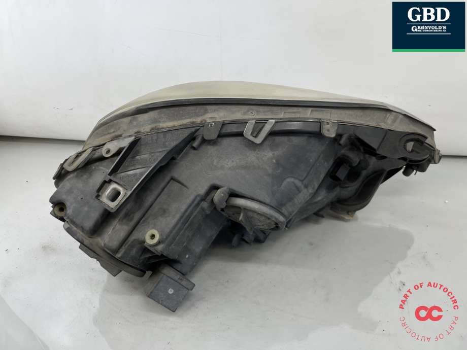 Frontlykt venstre xenon til Mercedes ML 2005-2011 (W164) (W164) (A 164 820 09 61 65|A 164 820 09 61|)