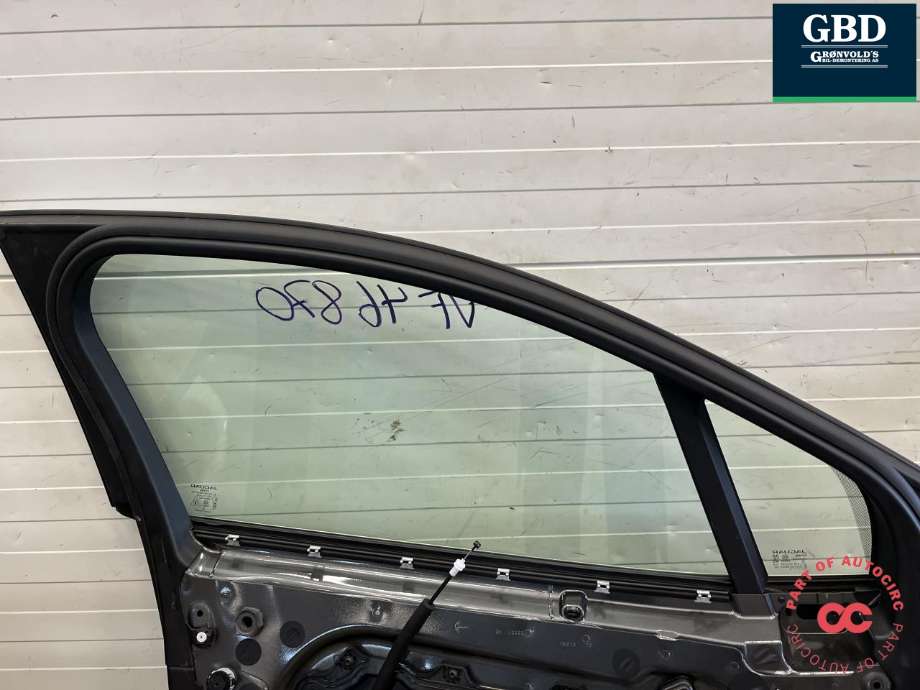 Dør venstre foran til Jaguar I-PACE 2018-->> (T4K1542|SAJ9D320125AA|)