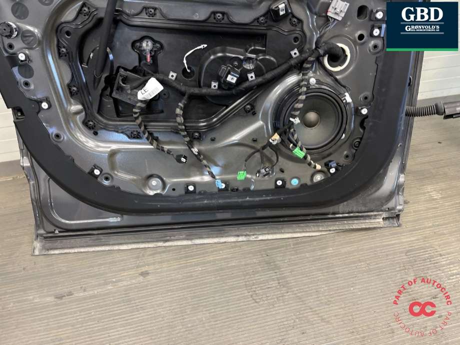 Dør venstre foran til Jaguar I-PACE 2018-->> (T4K1542|SAJ9D320125AA|)