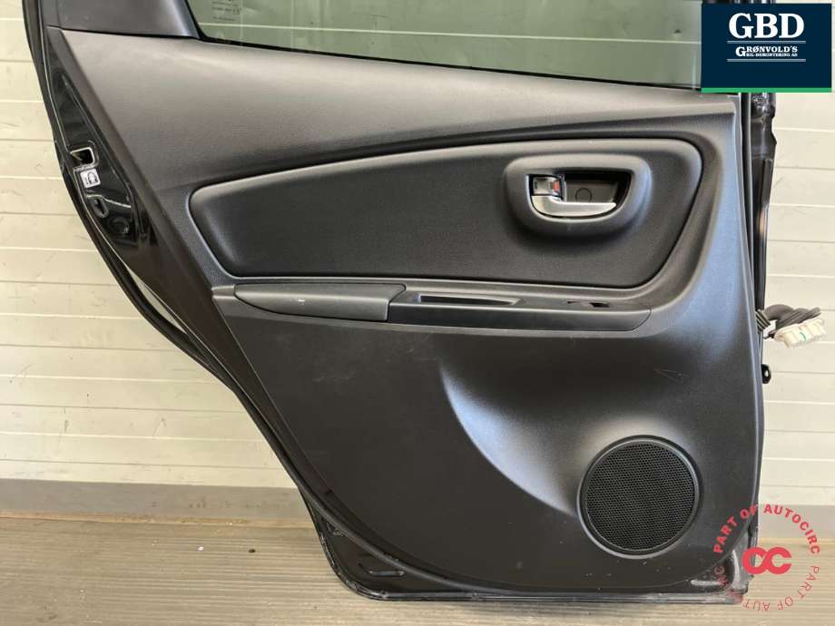 Dør venstre bak til Toyota Yaris 2014-2020 (Type III, Fase 2) (670040D550|)