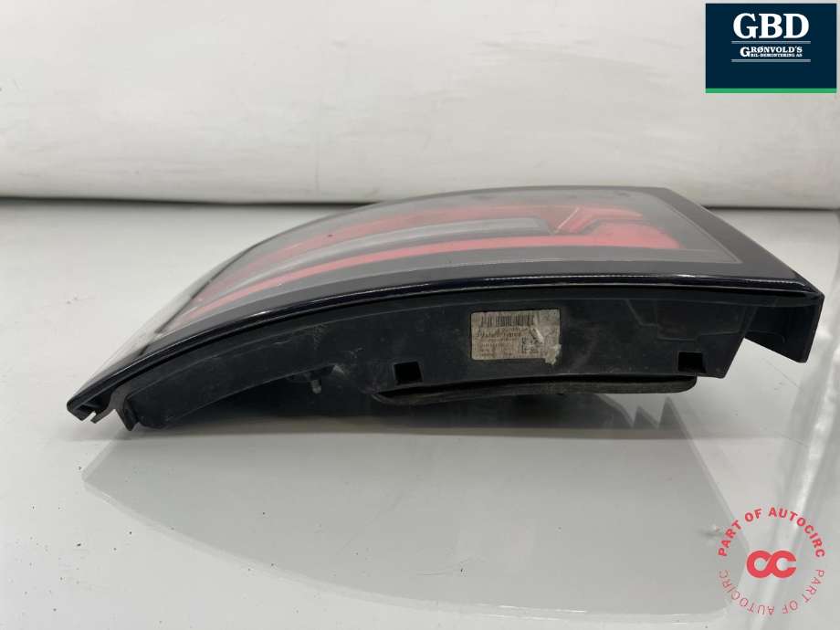 Baklykt venstre indre til Land Rover Discovery 2017-->> (Type V) (LR126308. HY3213193BF|LR106838. HY3213193BD|)