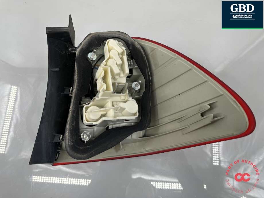 Baklykt venstre ytre til BMW 3-Serie 2005-2011 (E90/E91/E92/E93) (E90/E91/E92/E93) (63 21 7 289 431|)