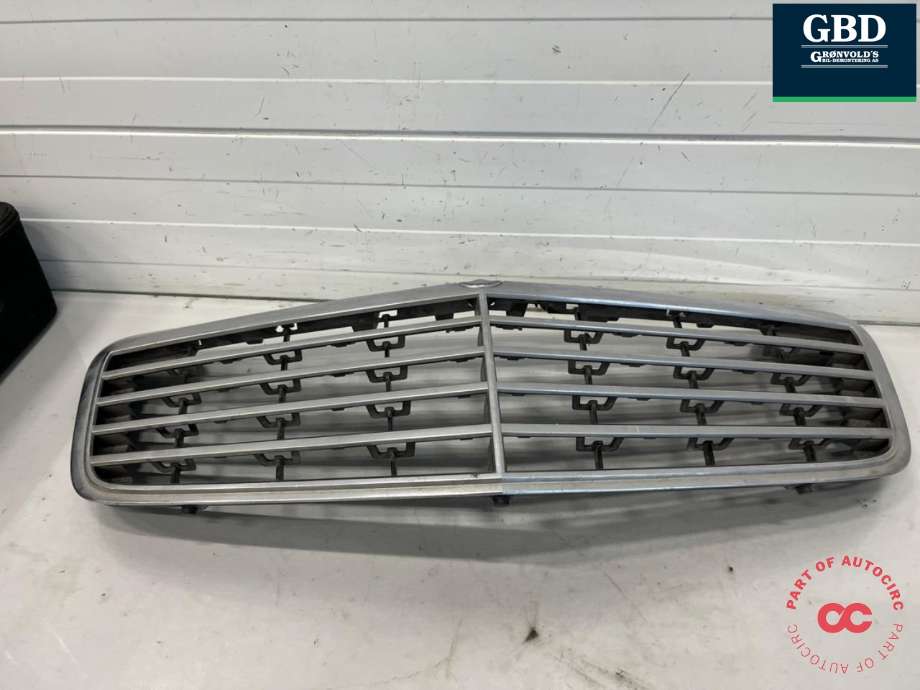 Grill til Mercedes E-Klasse, 2006-2009 (Fase 2) (W211) (W211) (A 211 880 17 83 9040)