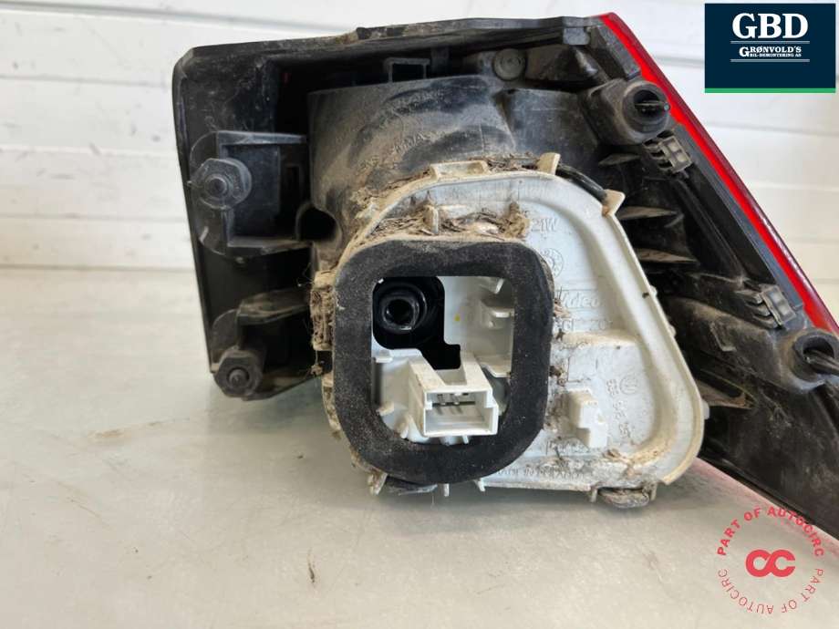 Baklykt venstre ytre til VW Golf VII 2012-2017 (Fase 1) (5G9 945 095 J|)