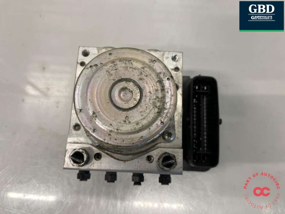 ABS sentral til Toyota Corolla Cross 2022-->>  (4405016100|)