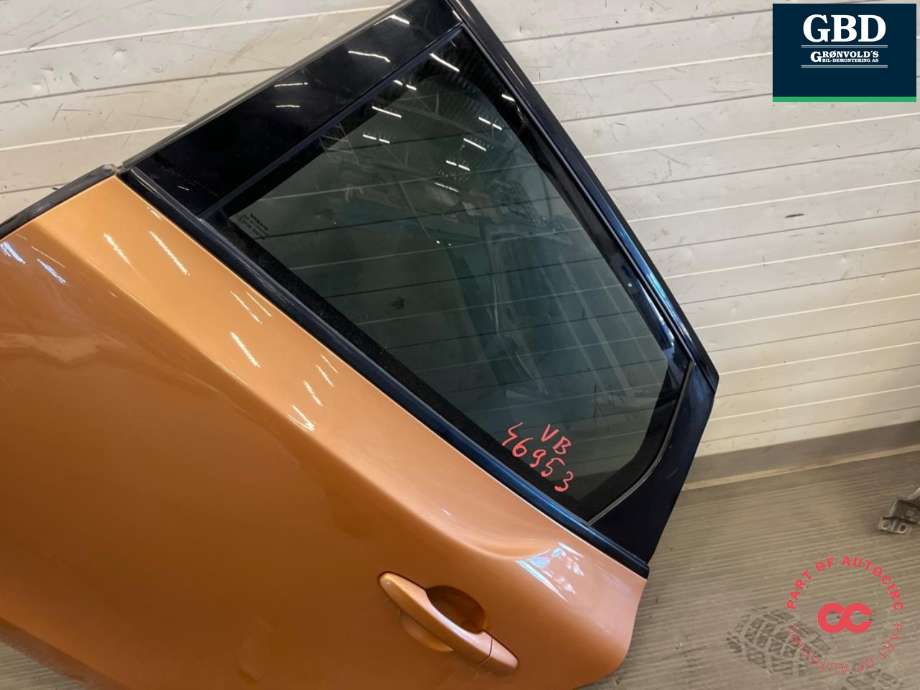 Dør venstre bak til Volvo V40 2012-2019  (32321999|)