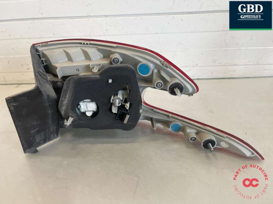 Baklykt venstre ytre til Peugeot 308 2013-2021 (Type II) (96 780 939 80|)
