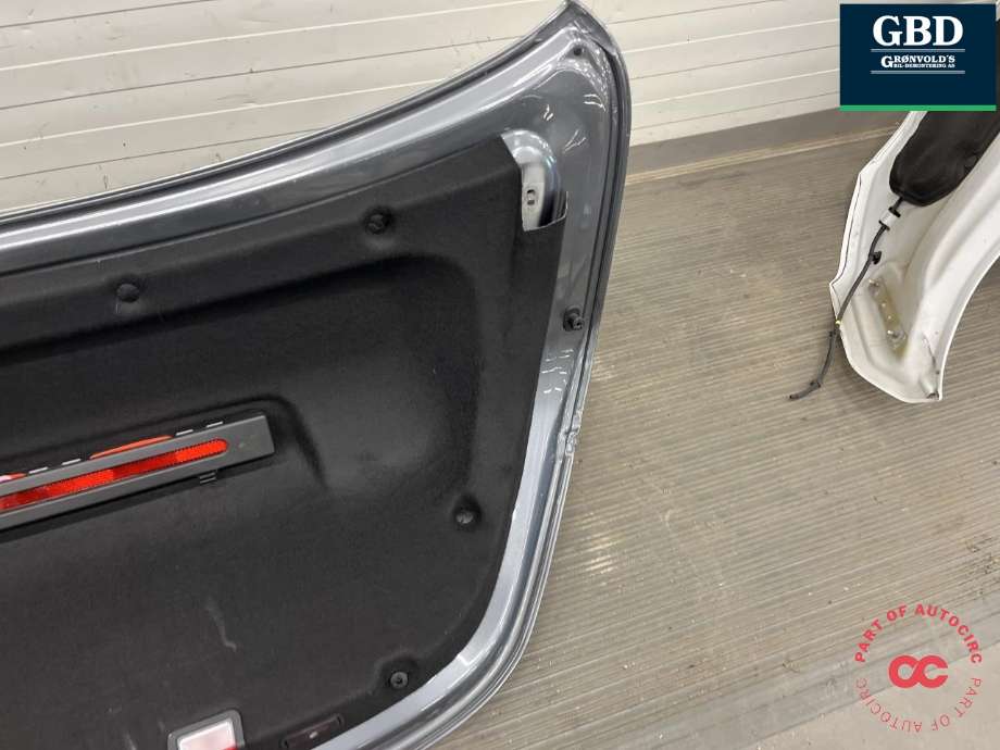 Bakluke sedan til Mercedes C-Klasse 2014-2018 (Fase 1) (W205) (W205) (A 205 750 24 00|)