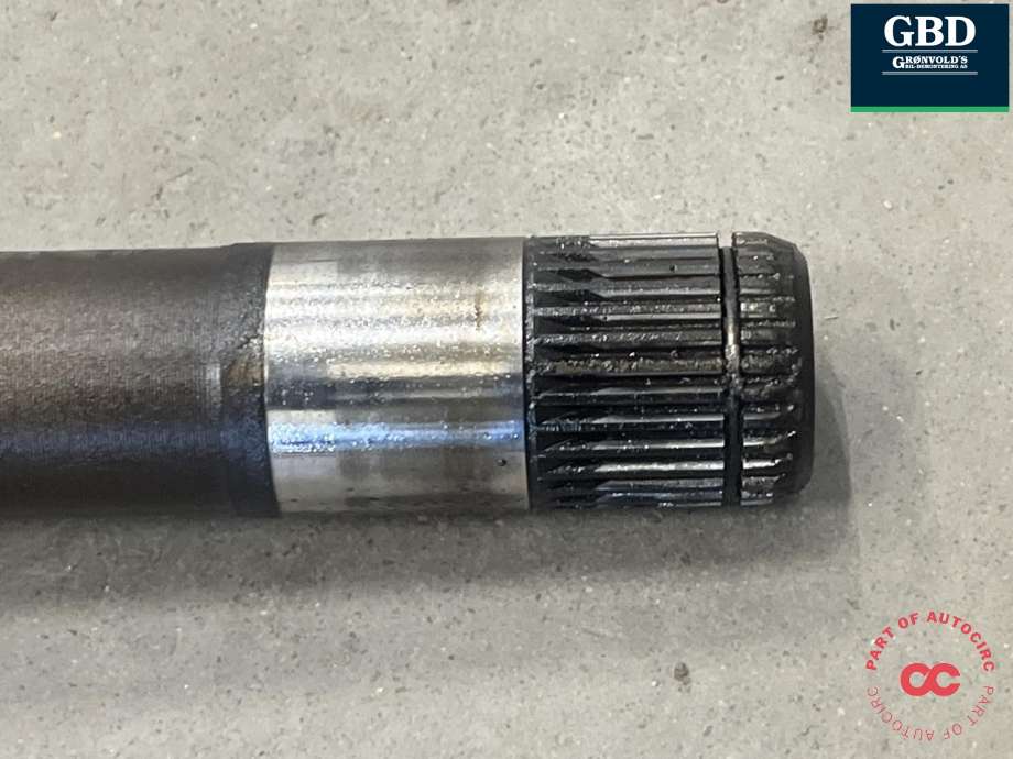 Drivaksel høyre foran, diesel/automat til Land Rover Range Rover 2002-2012 (Type III) (IED500110|3H423N128BB|)