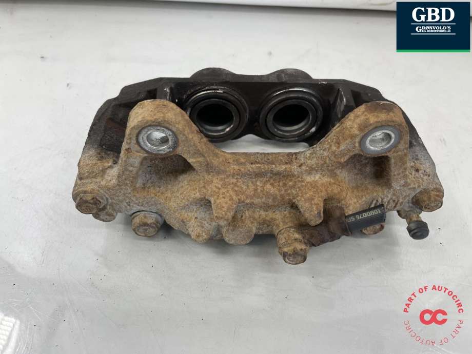 Bremsecaliper høyre foran til Mitsubishi Pajero 2007-2016 (Type IV, Fase 1) (4605B706|)