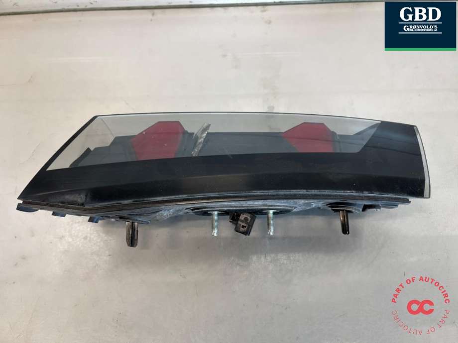 Baklykt høyre indre til Peugeot e-2008 2019-->>  (98 259 571 80|)