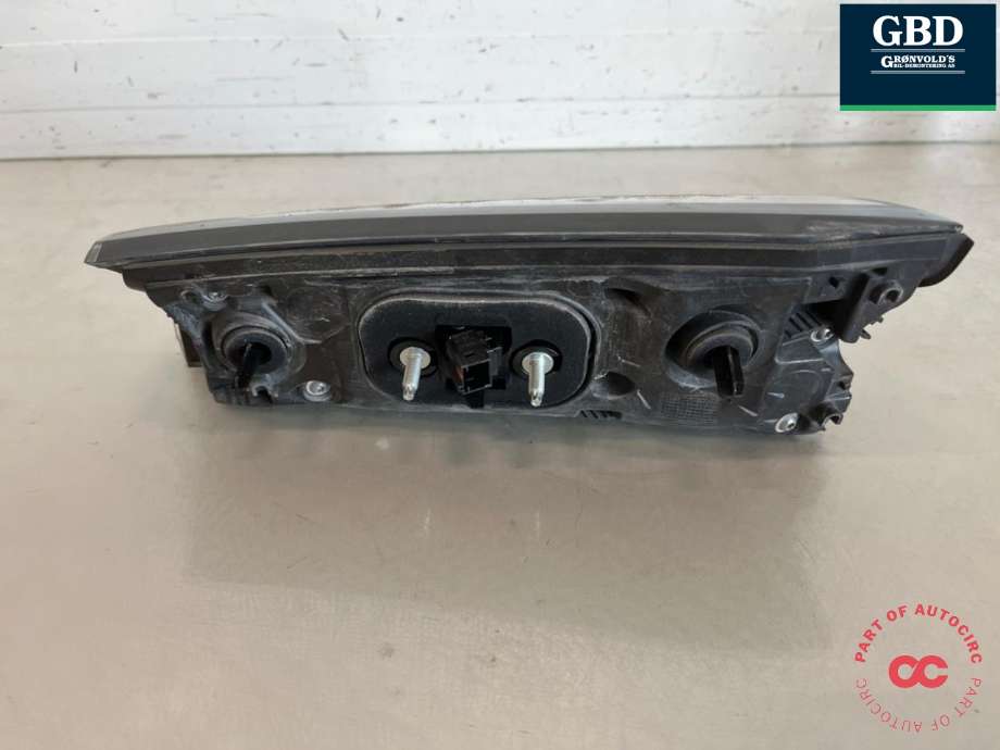 Baklykt venstre indre til Peugeot e-2008 2019-->> (98 259 575 80|)