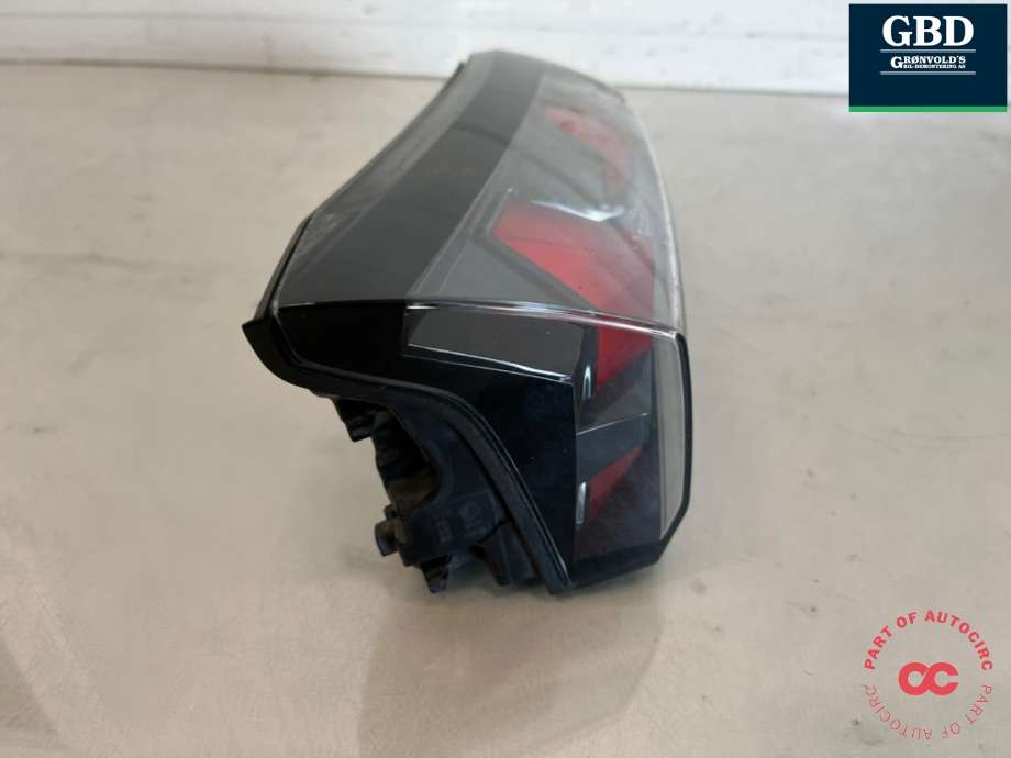 Baklykt venstre indre til Peugeot e-2008 2019-->> (98 259 575 80|)
