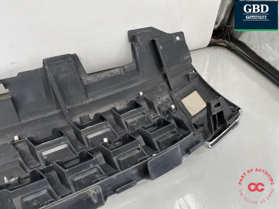 Grill til Mitsubishi Pajero 2007-2016 (Type IV, Fase 1) (7450A956|)