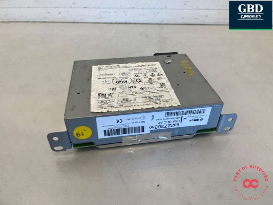 Bilstereo til Peugeot Expert 2016-->> (Type III) (16 238 073 80|)