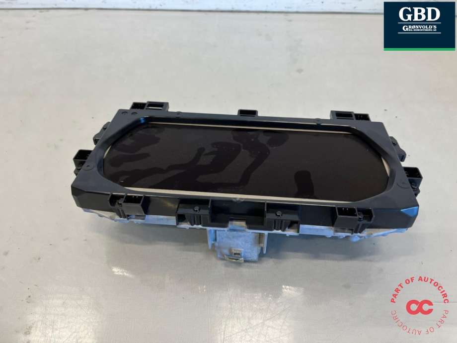 Instrumentpanel til Audi Q4 e-tron 2021-->>  (89A 920 725 F|89A 920 725 E|)