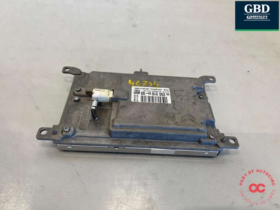 Bilstereo navigasjon skjerm til Peugeot Expert 2016-->> (Type III) (98 316 658 80|98 250 316 80|)