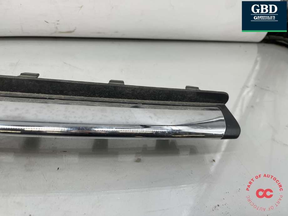 Grill til Ford Transit Connect 2013-2018 Type II, Fase 1 (1895962|DT11-17B968-BC|)