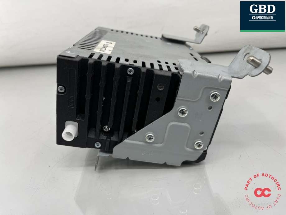 Bilstereo forsterker til Ford Edge 2016-2019 (2374661|FT4T-18T806-AT|EM2T19C107HL)