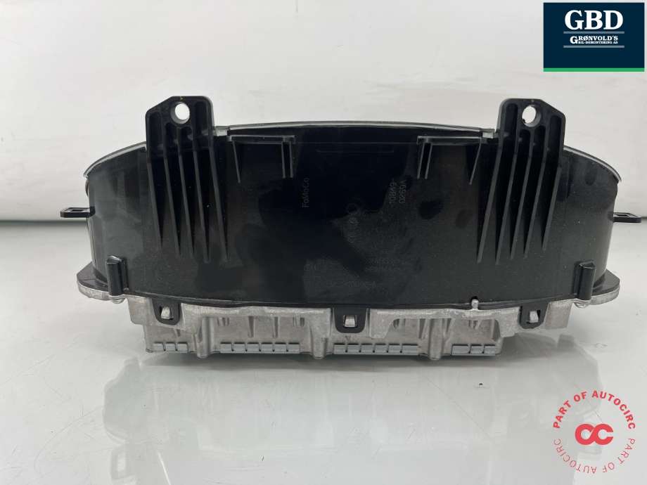 Instrumentpanel til Ford Edge 2016-2019  (2080797|GM2T-10849-ANG|)