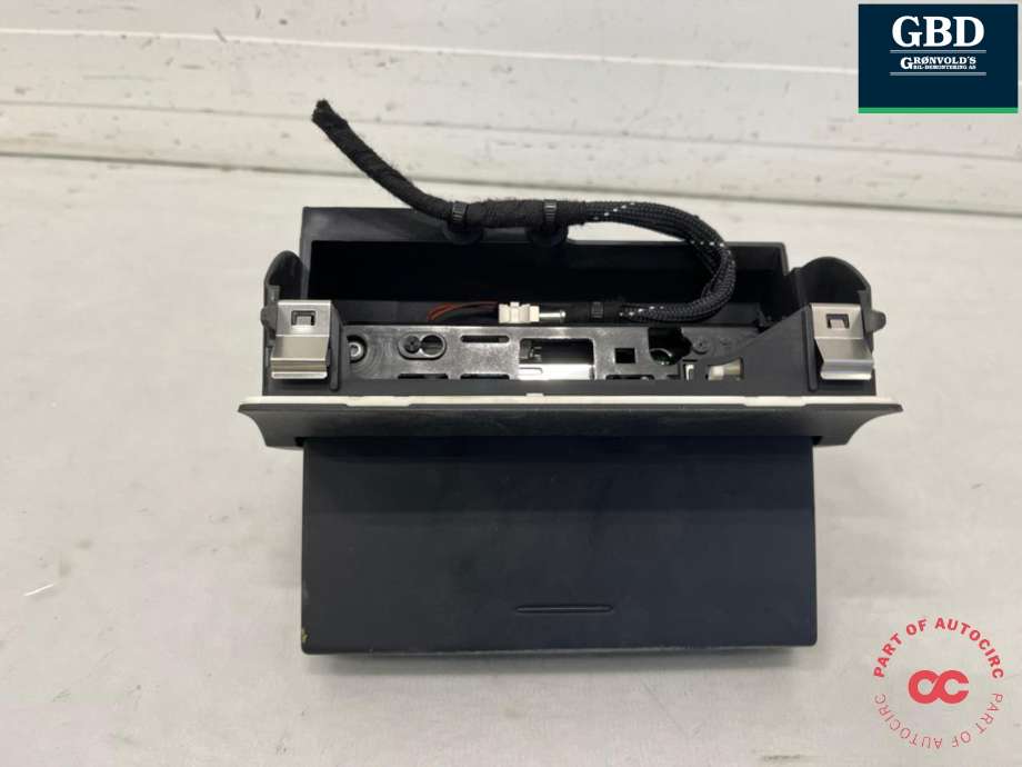 Bilstereo navigasjon skjerm til Audi A1 2010-2014 (Type I, Fase 1)  (8X0 919 603 B|8X0 919 603|)