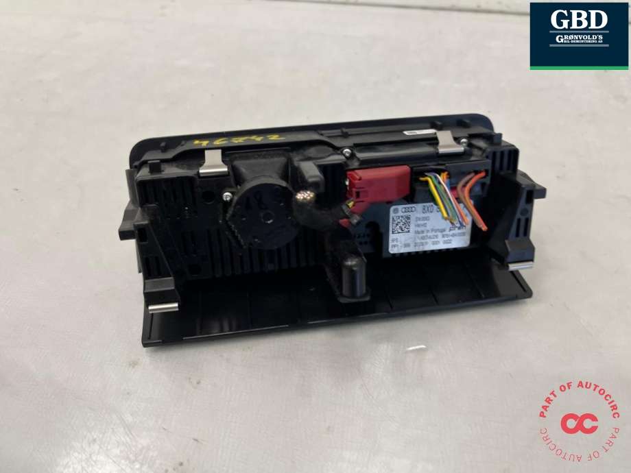 Varmeapparat betjening til Audi A1 2010-2014 (Type I, Fase 1) (8X0 820 043 B|8X0 820 043 B 6PS|)