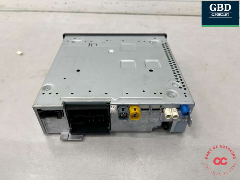 Bilstereo CD-veksler til VW e-Golf 2017-2020 (Fase 2)  (5NA 035 020 B|5NA 035 020 BX|)