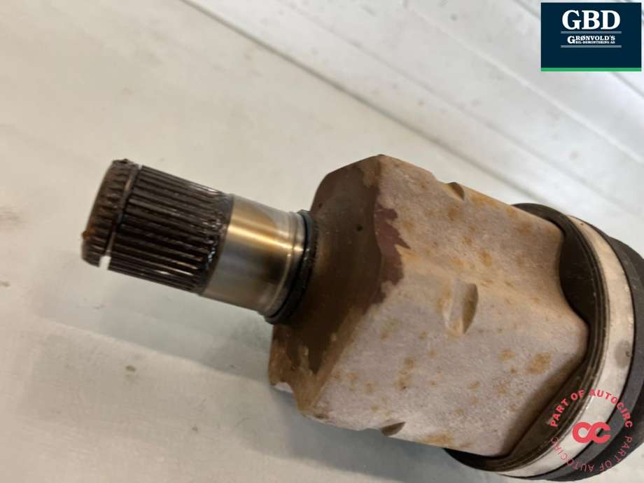 Drivaksel venstre foran, diesel/automat til VW Tiguan 2011-2016 (Type I, Fase 2) (3Q0 407 271 CF|5N0 407 763 F|)