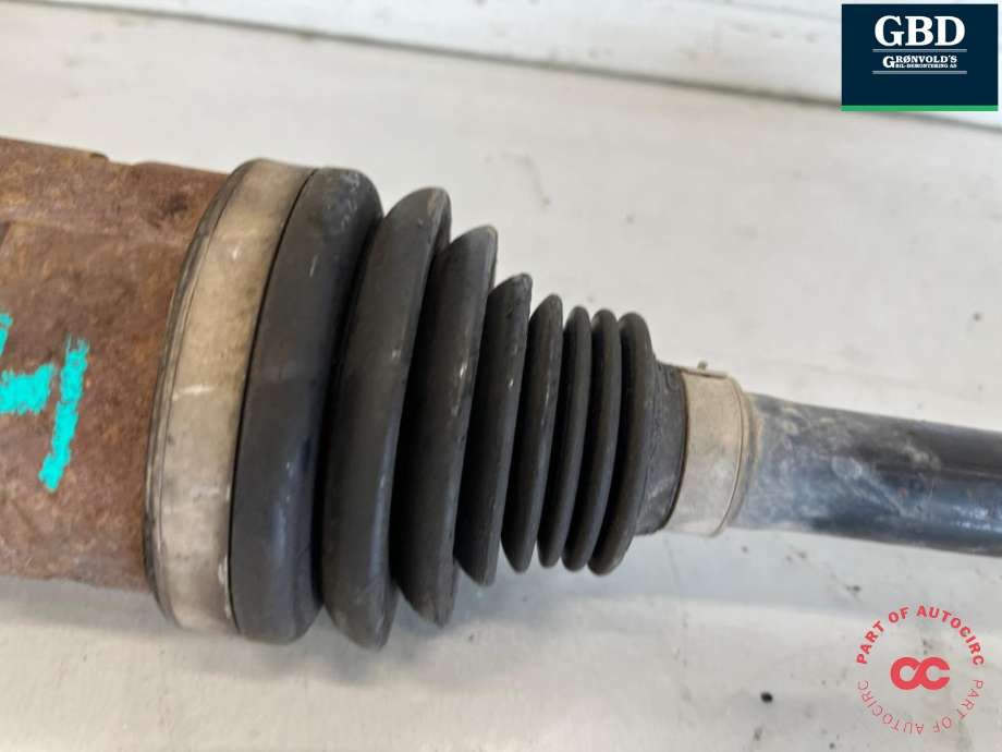 Drivaksel høyre foran, diesel/automat til VW Tiguan 2011-2016 (Type I, Fase 2) (5WA 407 272 R|5N0 407 766|5N0 407 766 X)