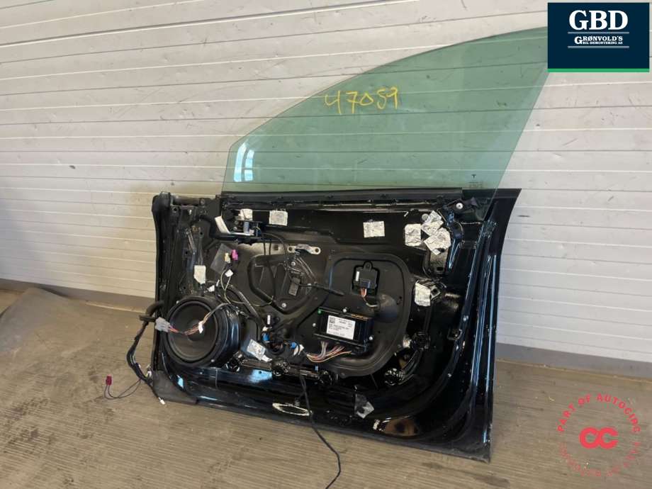 Dør høyre foran til Tesla Model S 2016-2021 (Fase 2) (6006622-E0-G|6006622-E0-H|)
