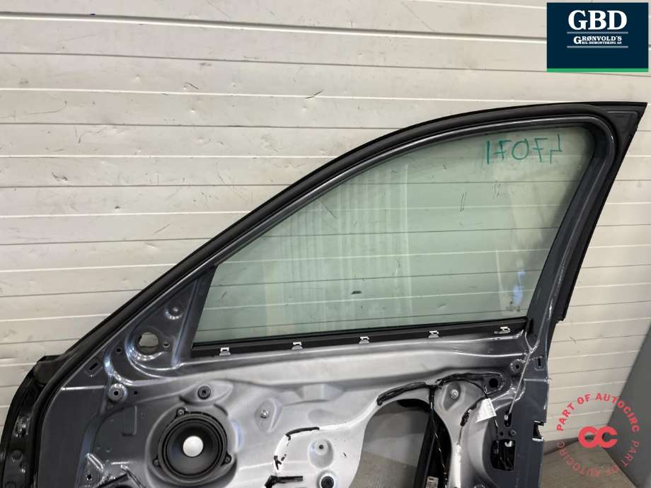 Dør høyre foran til BMW 3-Serie 2012-2018 (F30/F31/F34) (F30/F31/F34) (41 00 9 628 764|41 00 7 298 566|)