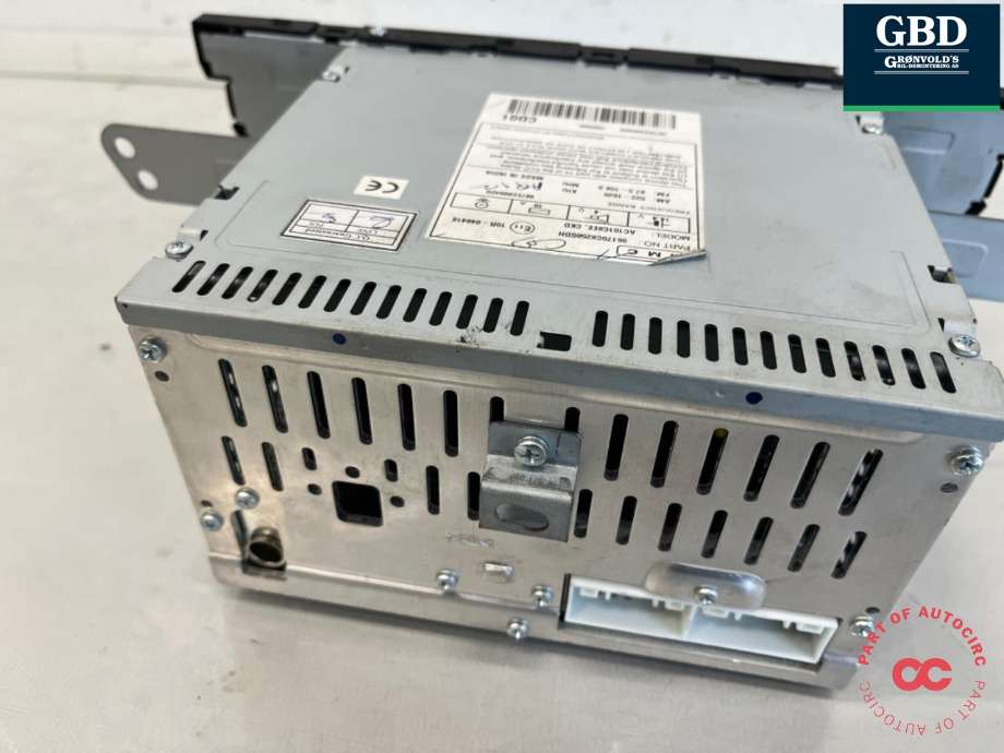 Bilstereo navigasjon til Hyundai i20 2015-2020 (Type II)  (96170C 82504X|)